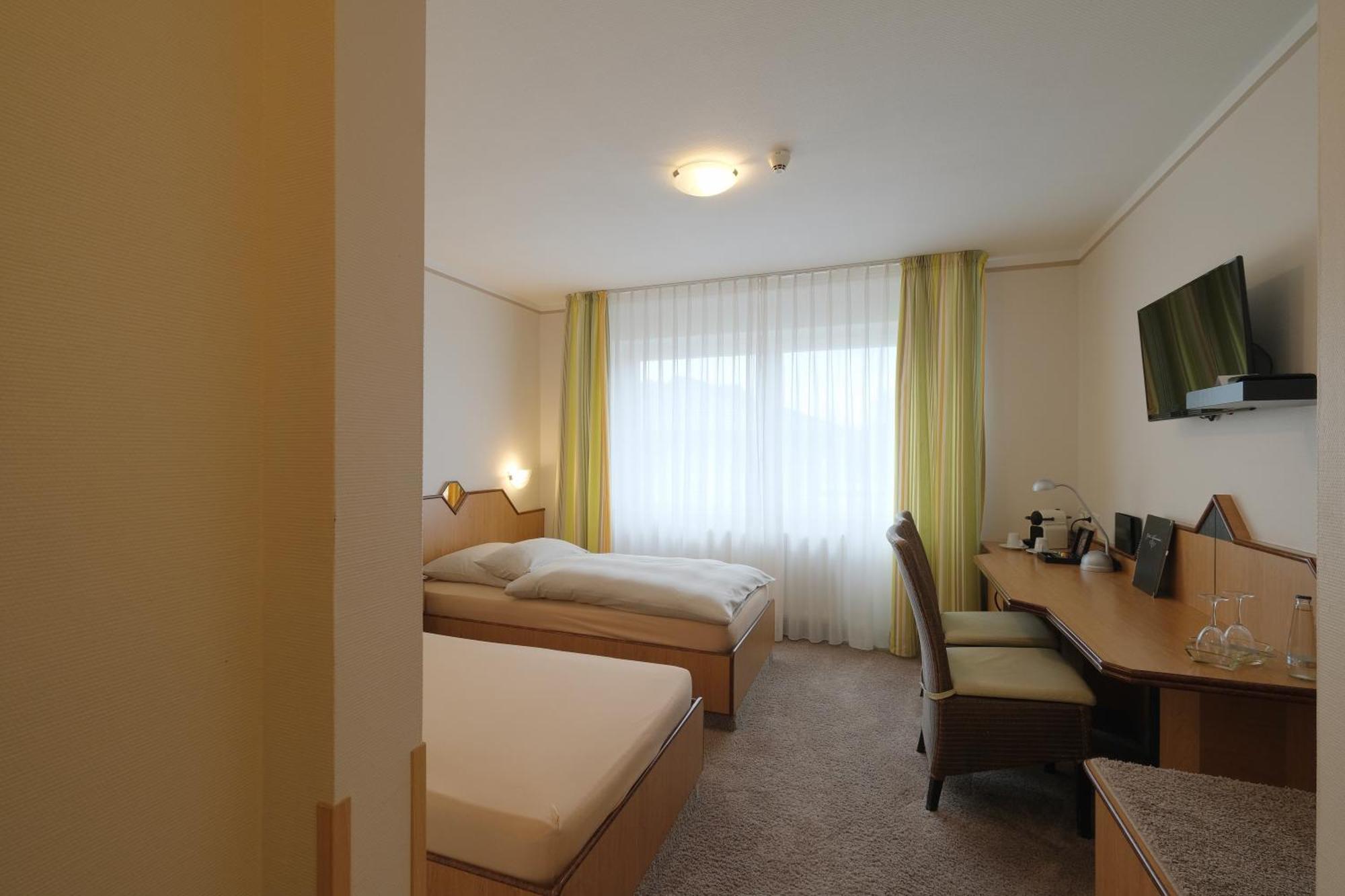 Hotel Am Feldmarksee Sassenberg Room photo