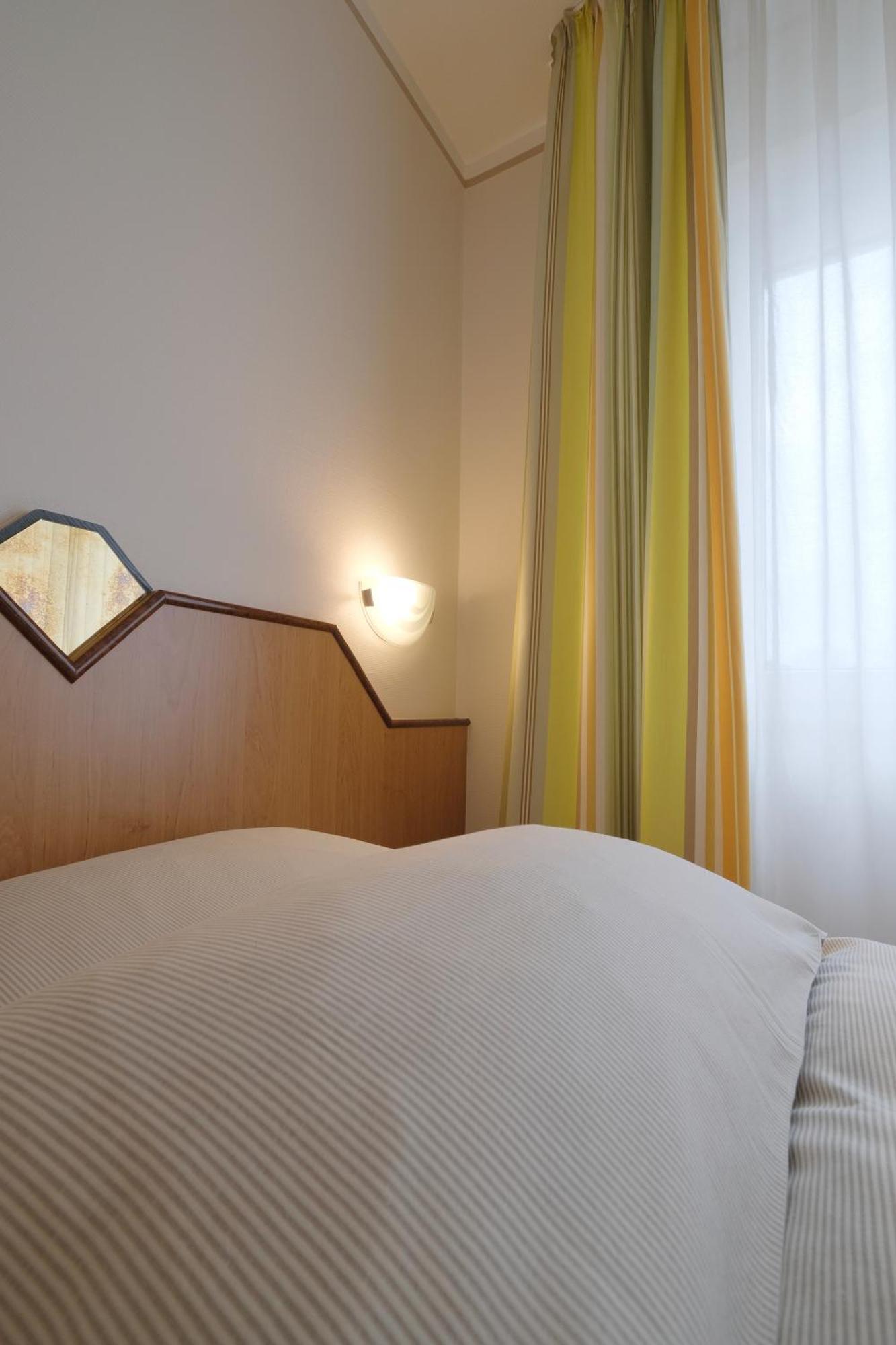 Hotel Am Feldmarksee Sassenberg Room photo